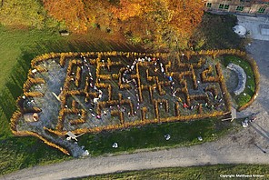 Erzbischöfliche St.-Ursula-Schulen Schloss Hohenburg in Lenggries - die Bewussten Erzbischöfliche St.-Ursula-Schulen Schloss Hohenburg in Lenggries